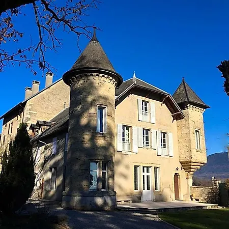 Domaine Du Valromey فندق مبيت وإفطار
